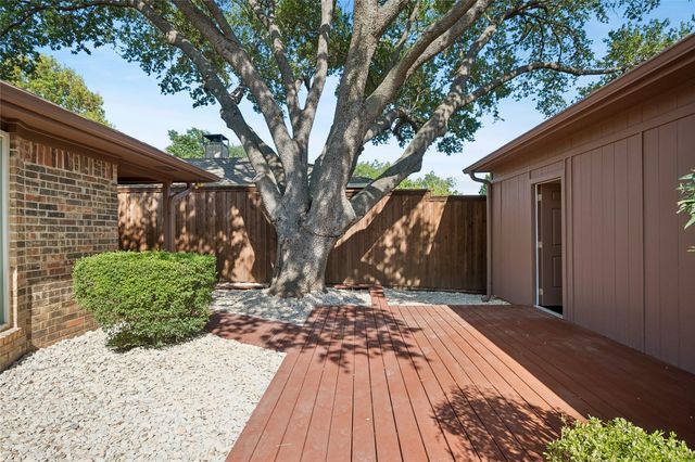 1105 Wood Creek Circle, Flower Mound, TX 75028