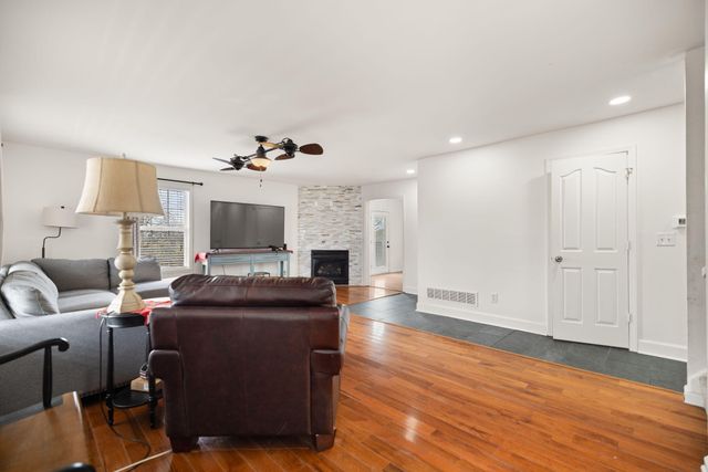 268 Palm Hill Drive, Richmond, KY 40475