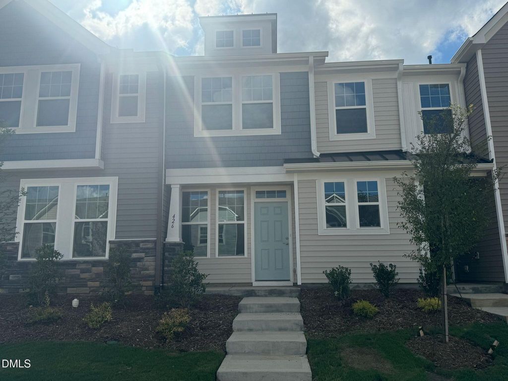 426 Channel Drop Drive, Clayton, NC 27520