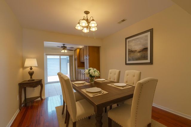 767 Kenmare Pkwy, Crown Point, IN 46307