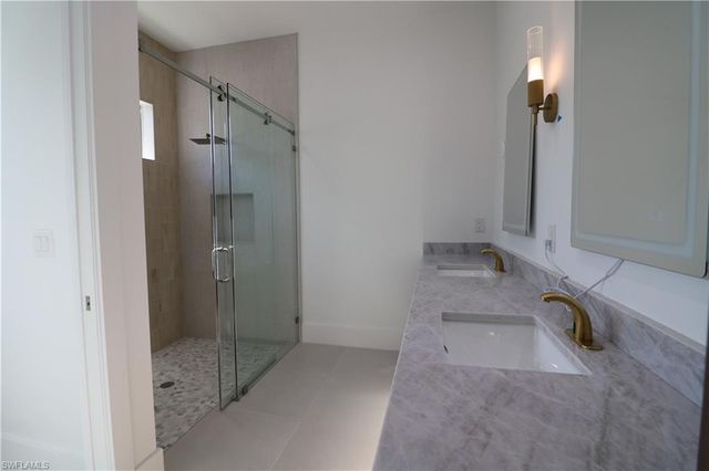 769 95th AVE N, Naples, FL 34108