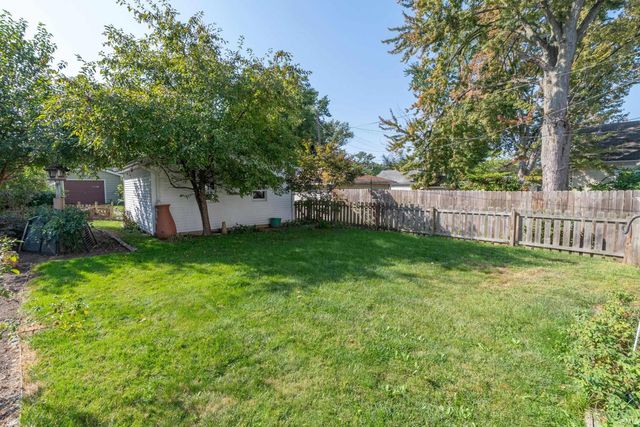 328 Parkovash Avenue, South Bend, IN 46617