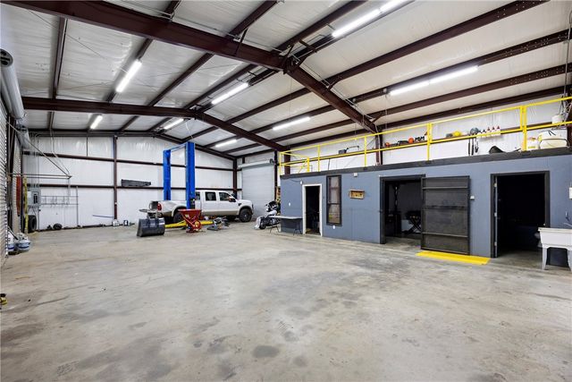 8411 US-64, Russellville, AR 72802