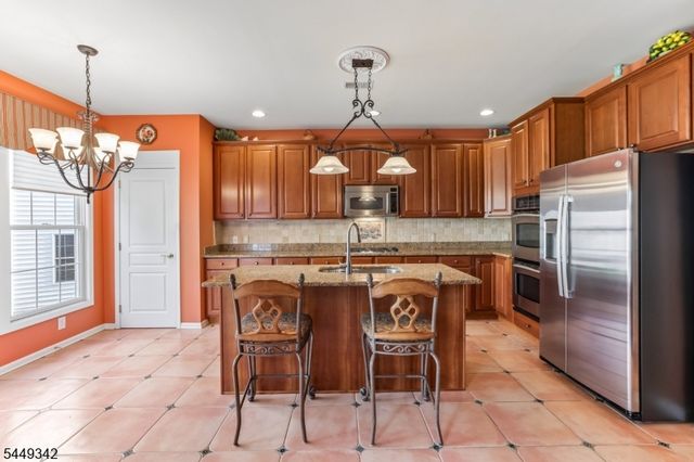 62 Hickory Hill Blvd 2001, Totowa Boro, NJ 07512