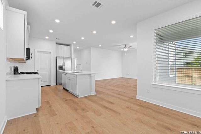 1532 Esplanade, San Marcos, TX 78666