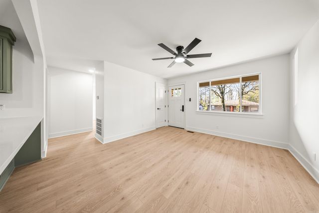 909 W 50th Street, North Little Rock, AR 72118