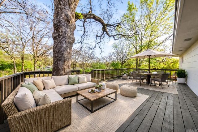 909 W 50th Street, North Little Rock, AR 72118