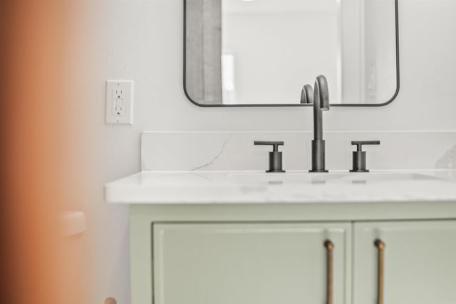 909 W 50th Street, North Little Rock, AR 72118