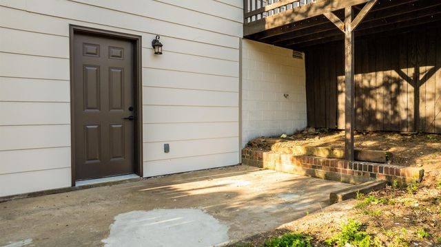 909 W 50th Street, North Little Rock, AR 72118