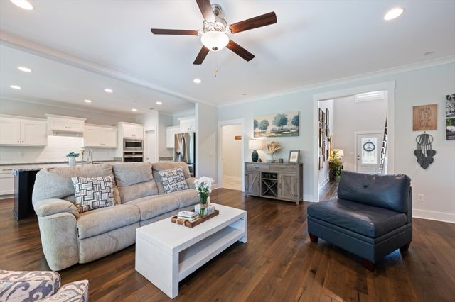 1224 White Rock Rd, Murfreesboro, TN 37129