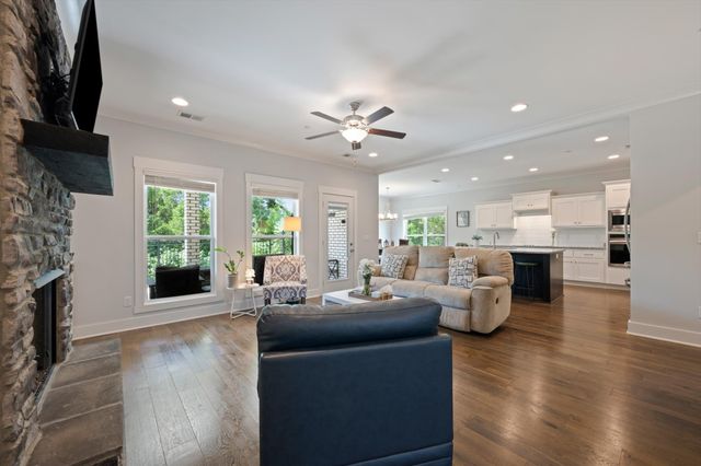 1224 White Rock Rd, Murfreesboro, TN 37129