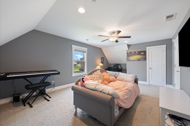 1224 White Rock Rd, Murfreesboro, TN 37129