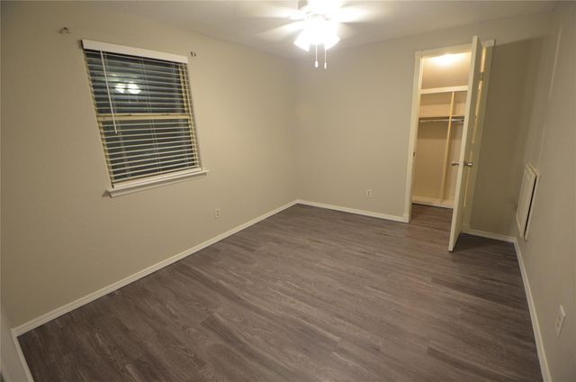 5307 Sweetwind Lane, Spring, TX 77373
