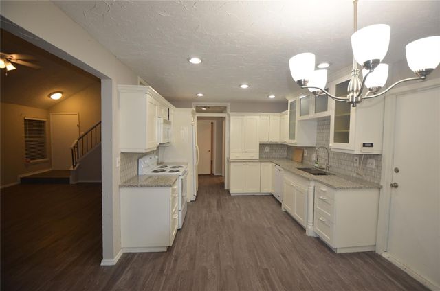 5307 Sweetwind Lane, Spring, TX 77373