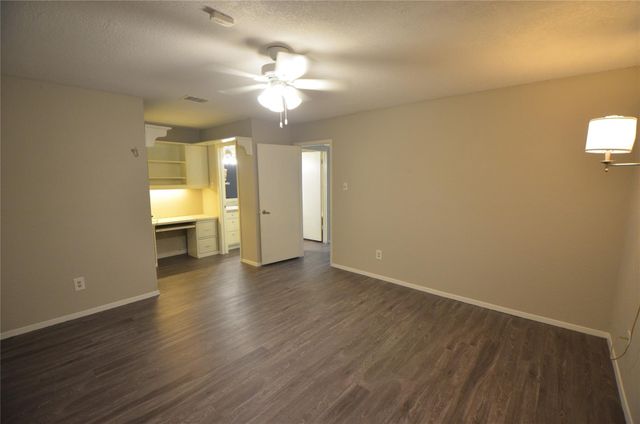 5307 Sweetwind Lane, Spring, TX 77373