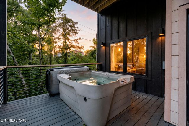 1259 Reedmont Way, Sevierville, TN 37876