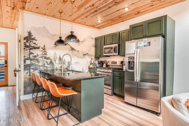 1259 Reedmont Way, Sevierville, TN 37876