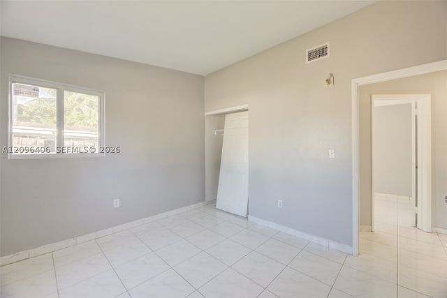 3510 SW 39th St, West Park, FL 33023
