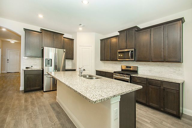 3016 Cerro Ranch Road, Aubrey, TX 76227