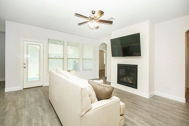 3016 Cerro Ranch Road, Aubrey, TX 76227