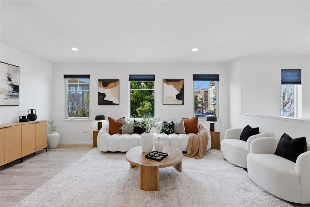 Image 1 of property listing at 298 Adeline Place 6, San Jose, CA 95136