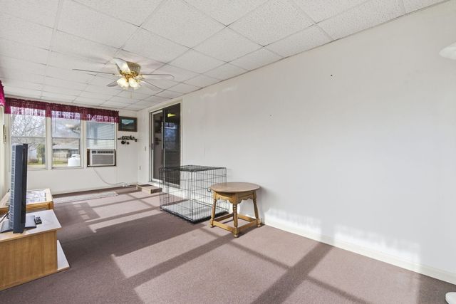 242 S Lakeshore Drive, Blue Eye, MO 65611