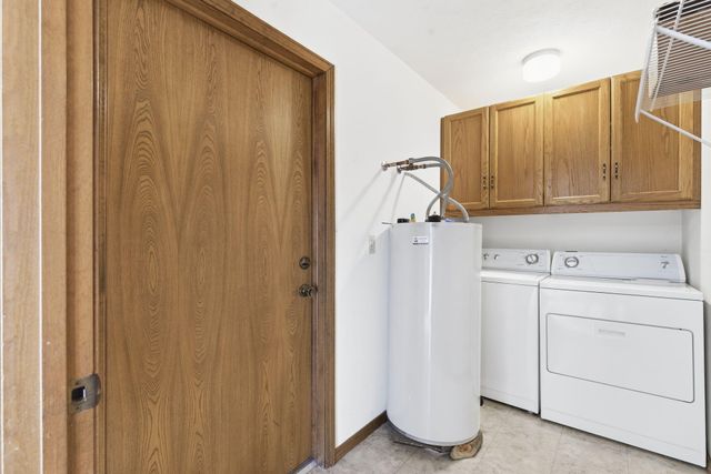 242 S Lakeshore Drive, Blue Eye, MO 65611