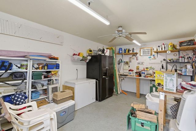 242 S Lakeshore Drive, Blue Eye, MO 65611