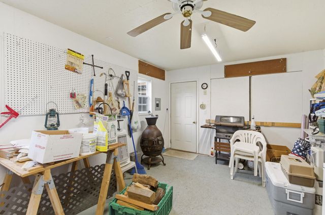 242 S Lakeshore Drive, Blue Eye, MO 65611