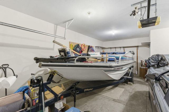 242 S Lakeshore Drive, Blue Eye, MO 65611