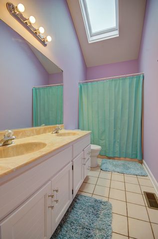 1104 Samstag Court, Naperville, IL 60563