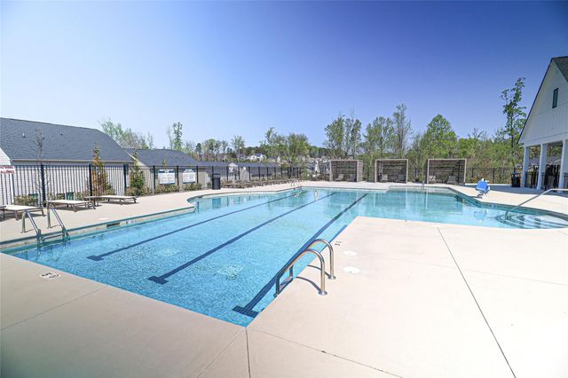 5011 Twin River Drive, Denver, NC 28037