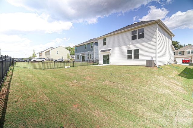 5011 Twin River Drive, Denver, NC 28037