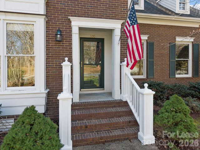 100 Martin Street, Davidson, NC 28036