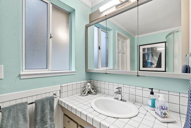 111 Ponderosa Drive, Santa Cruz, CA 95060