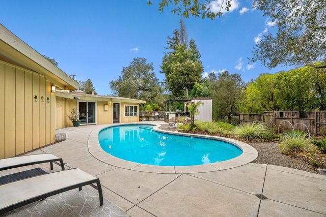 111 Ponderosa Drive, Santa Cruz, CA 95060