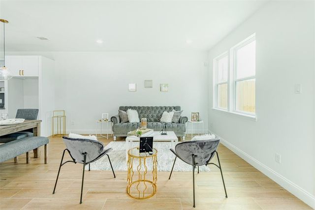 4126 Dorchester Street, Houston, TX 77016