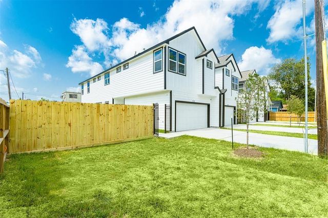 4126 Dorchester Street, Houston, TX 77016