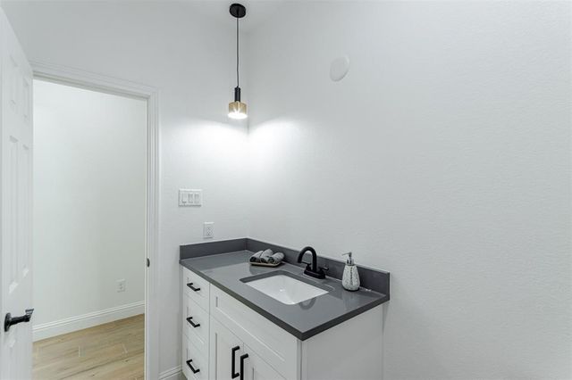 4126 Dorchester Street, Houston, TX 77016