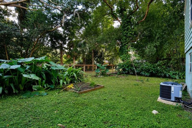 819 N WESTMORELAND DRIVE, Orlando, FL 32804