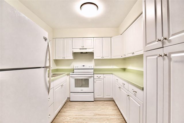 819 N WESTMORELAND DRIVE, Orlando, FL 32804