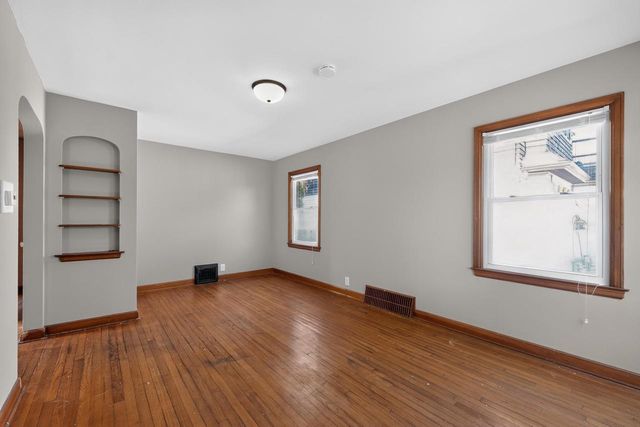 6431 W Girard AVENUE, Milwaukee, WI 53210