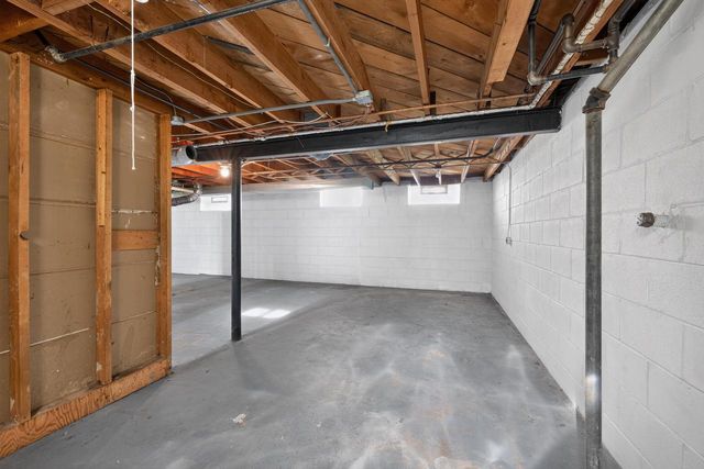 6431 W Girard AVENUE, Milwaukee, WI 53210