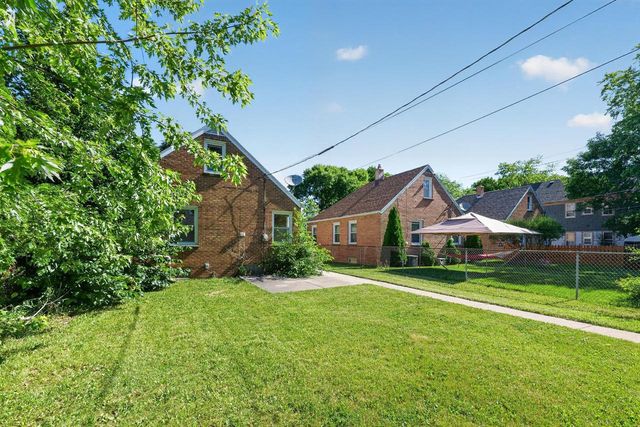 6431 W Girard AVENUE, Milwaukee, WI 53210