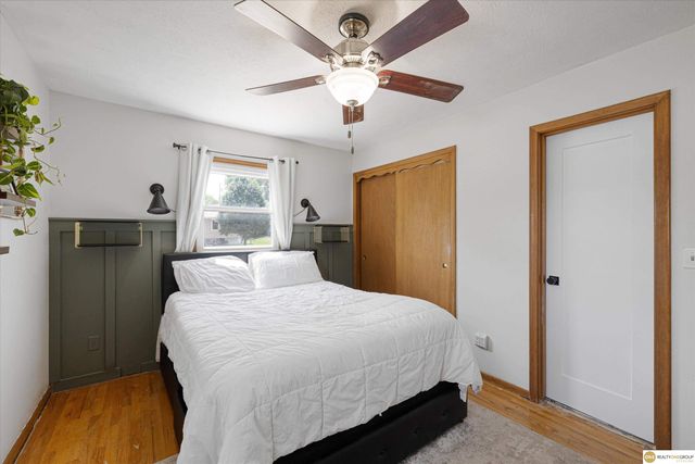7718 Vernon Avenue, Omaha, NE 68134