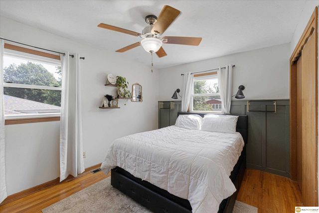 7718 Vernon Avenue, Omaha, NE 68134