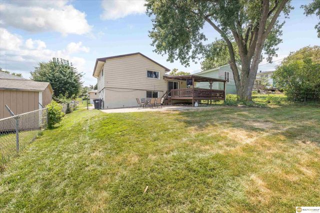 7718 Vernon Avenue, Omaha, NE 68134