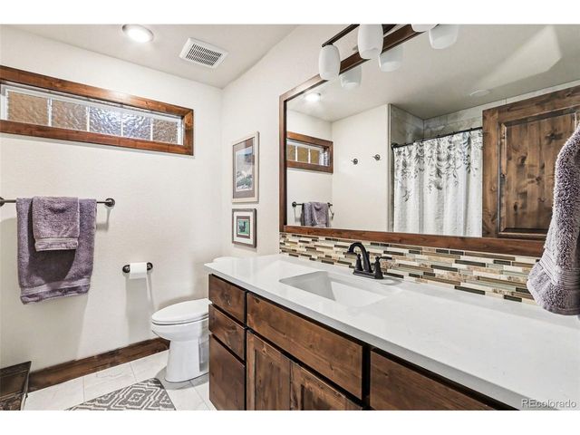 1906 Sunshine Peak Dr 18, Loveland, CO 80538