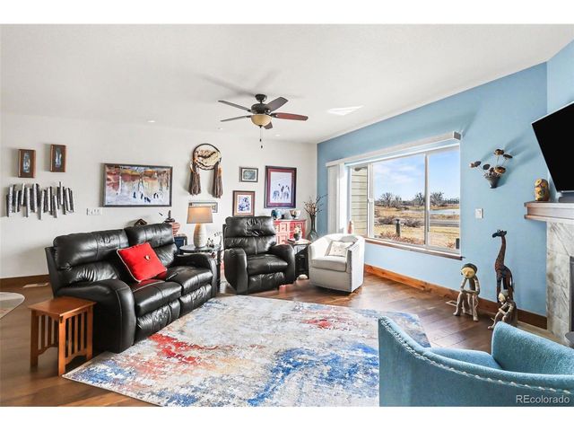 1906 Sunshine Peak Dr 18, Loveland, CO 80538