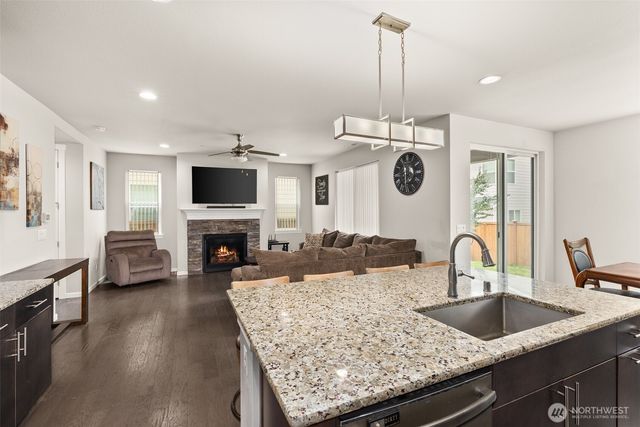 5011 Kenrick Street SE, Lacey, WA 98503